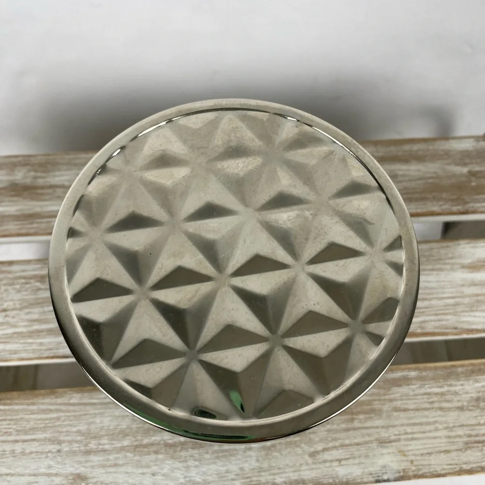 White Barn/Bath & Body Works FRESH WATER & SEA SALT 3-Wicks’s 14.5oz candle RARE - Picture 6 of 7